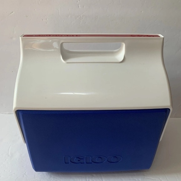 Igloo Cooler Retro 50th Anniversary Little Playmate 7qt Cooler Blue New - Picture 3 of 7
